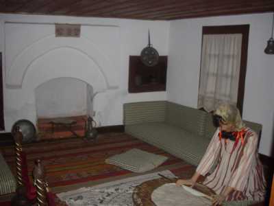 Yenişehir Şemaki Evi Müzesi